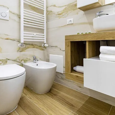 Comoda A Venezia Modern House *
