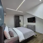 Comoda A Venezia Modern House Апартаменты *