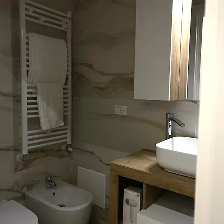Comoda A Venezia Modern House Апартаменты *