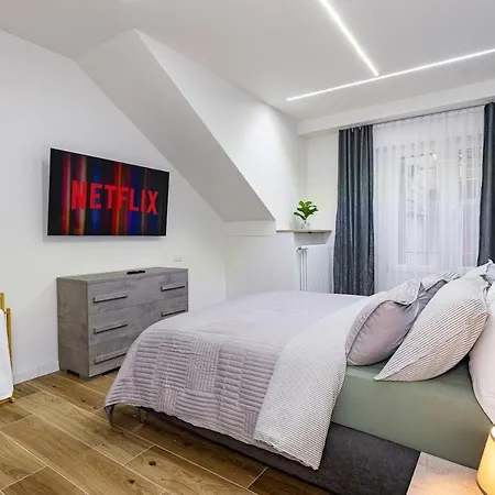 Comoda A Venezia Modern House * Местре